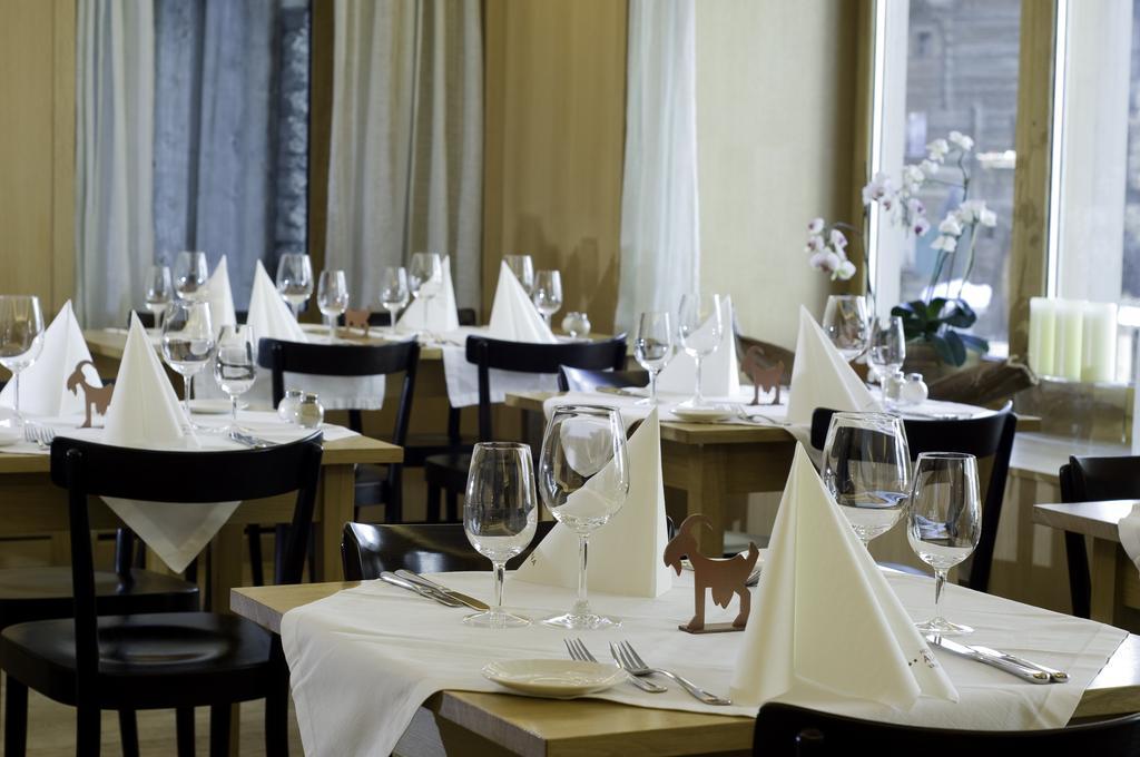Hotel Alpina Vals Kültér fotó
